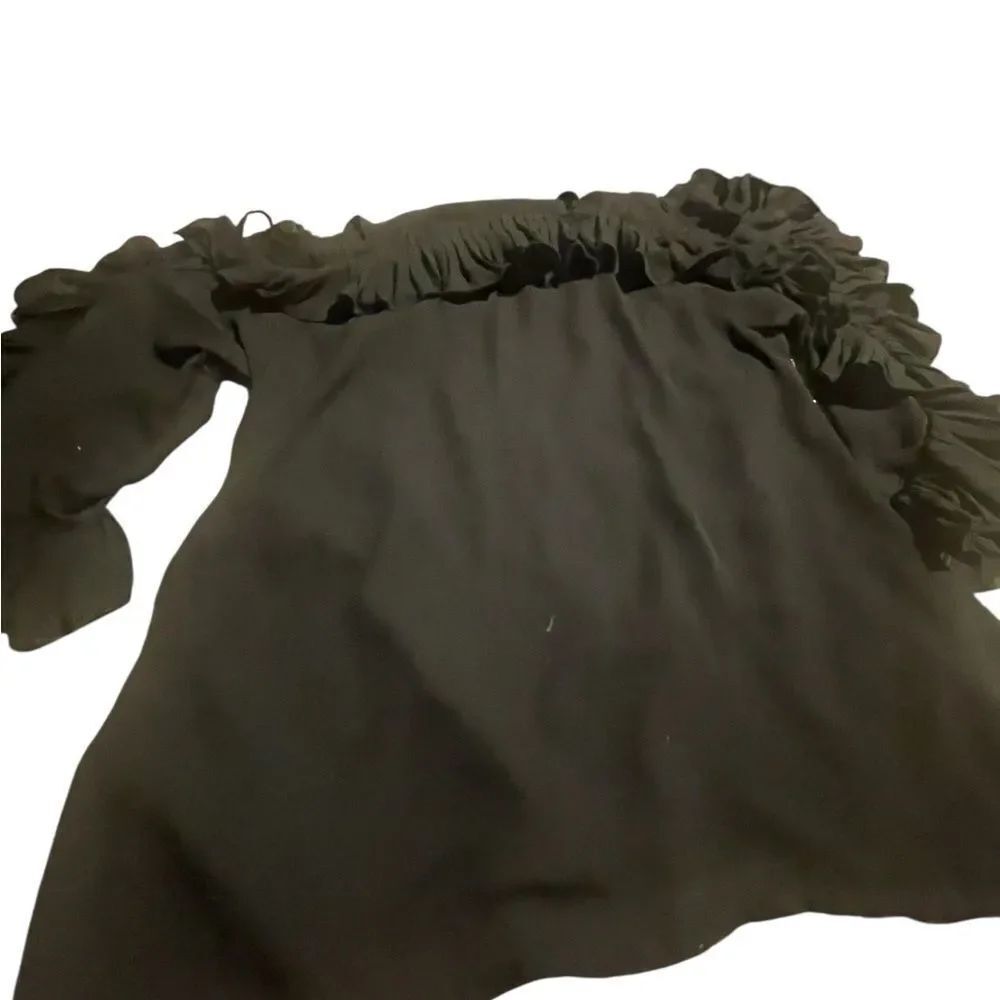 Michael Kors size large Elegant Black Ruffled Women's Top like new